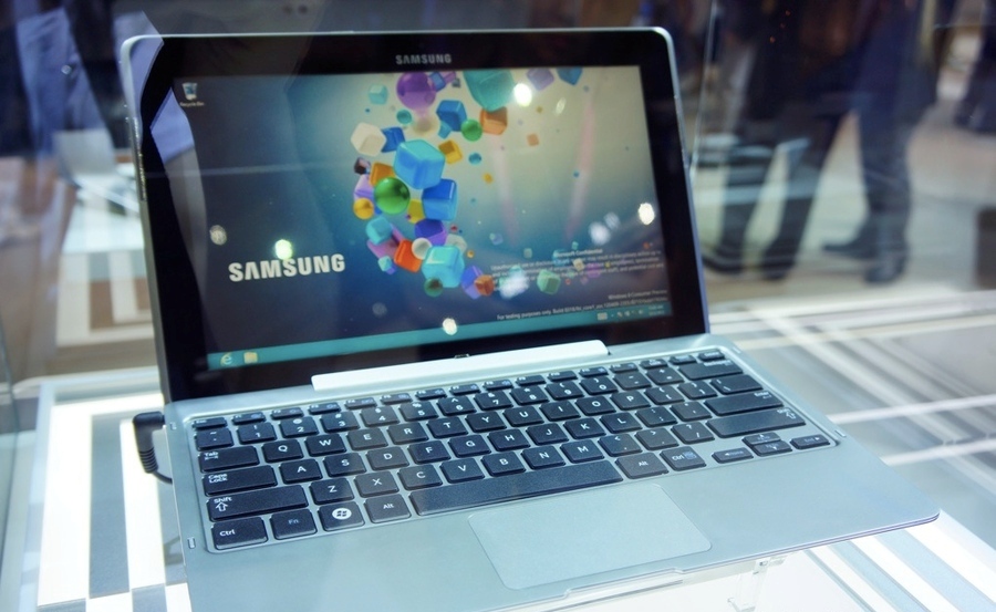 Samsung Series 5 Hybrid PC